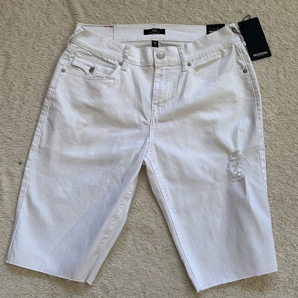 True Religion Ricky Snap Flap Frayed Hem Denim Shorts in optic white NWT